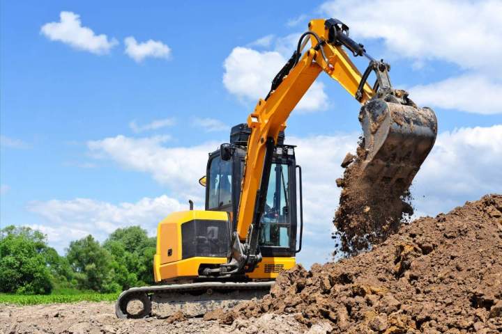 Disponibilité immédiate de machinerie performante pour vos chantiers.